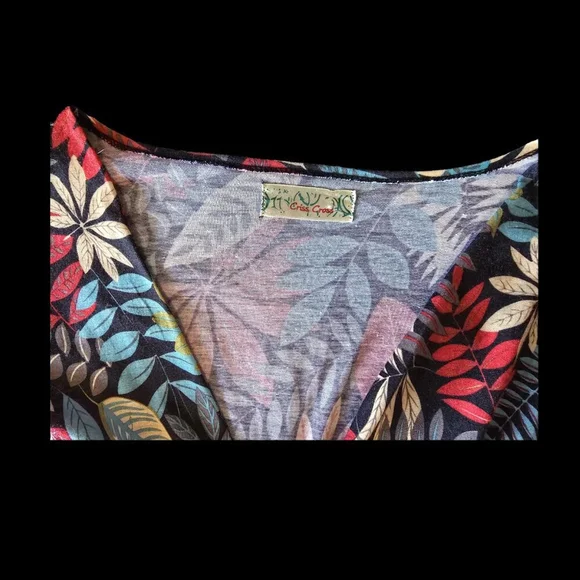 Women’s Criss Cross‎ Size Small Dress, Excellent Condition - Picture 3 of 5